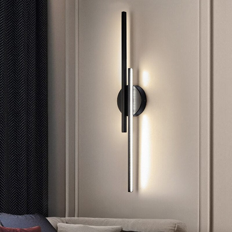 RayLuxe – Lámpara de Pared Estilosa para Iluminación Elegante y Limpia