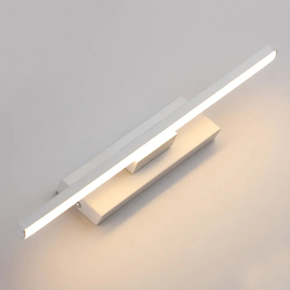 PlugLuxe – Sleek Scandinavian Wall Lamp with Plug for Stylish Interiors