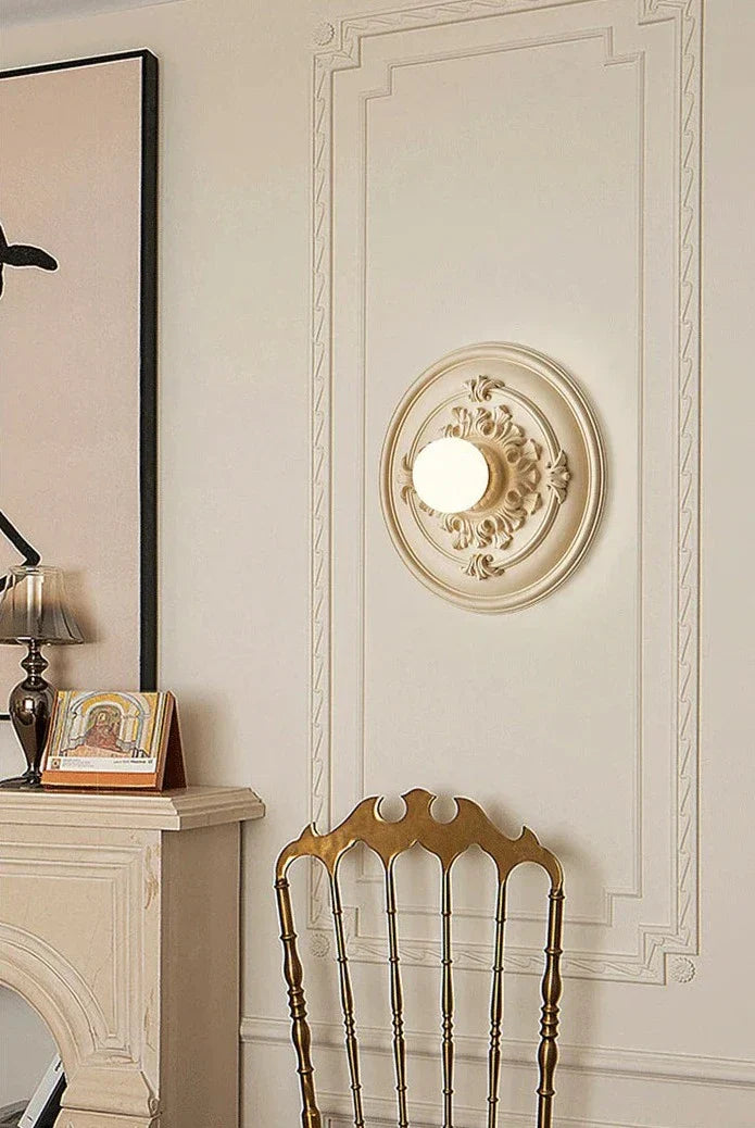 EpoqueBeam – Elegant French Round Wall Lamp for Retro Ambiance