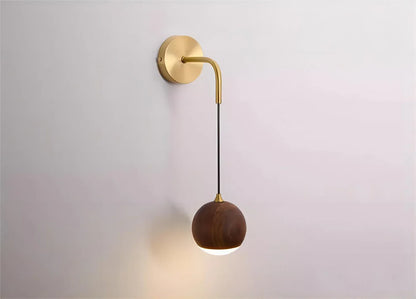 WalnutBeam – Sleek Walnut Wall Lamp for Warm Lighting