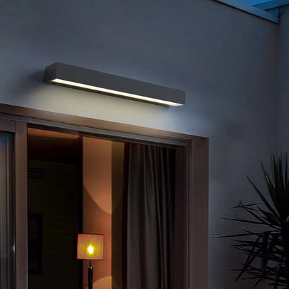 GardenLux – Elegant Wall Lamp for Garden with Luxurious Glow