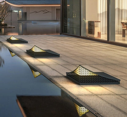 EdgeGlow – Contemporary Solar Pyramid Wall Light