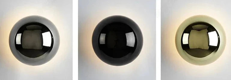 AuroraLume – Nordic Wall Lamp in Aluminium and Acrylic