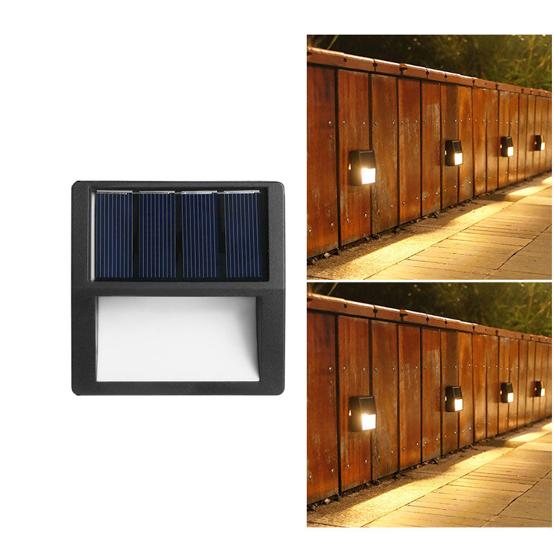 EcoGlow – Waterproof LED Solar Outdoor Lights