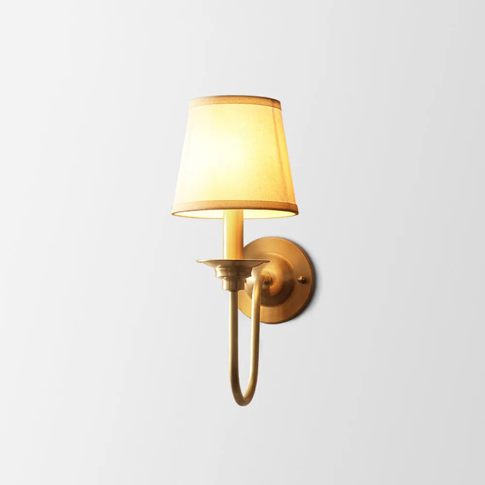 WarmCopper – Sleek Copper Wall Lamp with Soft Light