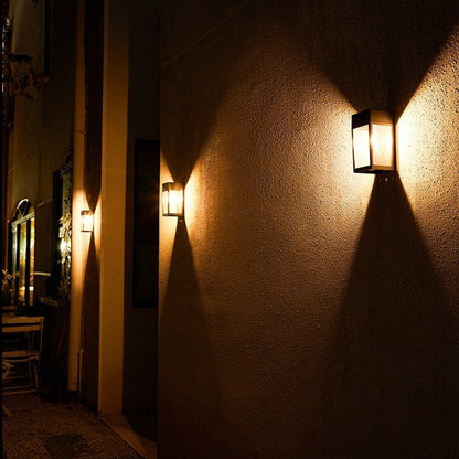 GlowHaven – Wall Lamp for Garden Fences with Inviting Light