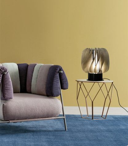 FloraGlow – Lámpara de Mesa Decorativa Elegante