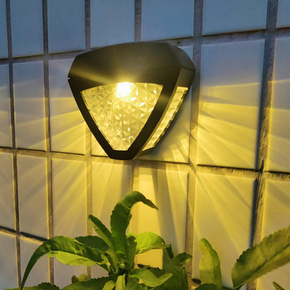 NileGlow – Solar Wall Lamp with Classic Egyptian Aesthetic