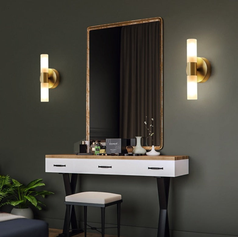 EliteLume – Minimalist Gold Wall Lamp with Energy-Efficient LED