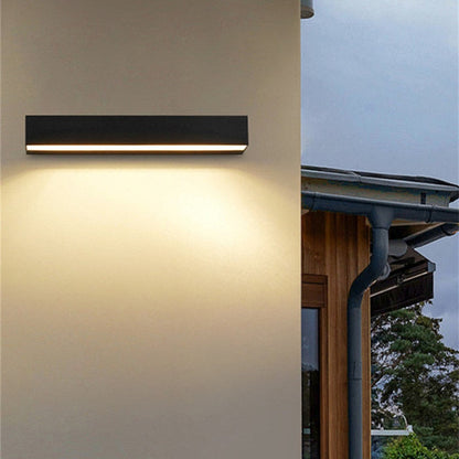 GardenLux – Elegant Wall Lamp for Garden with Luxurious Glow