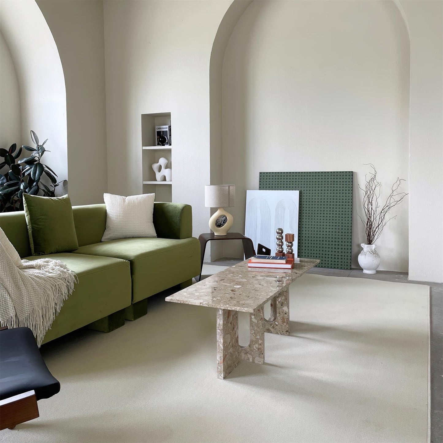 SculptGlow – Harpiks Bordlampe med Blødt Linned Skærm