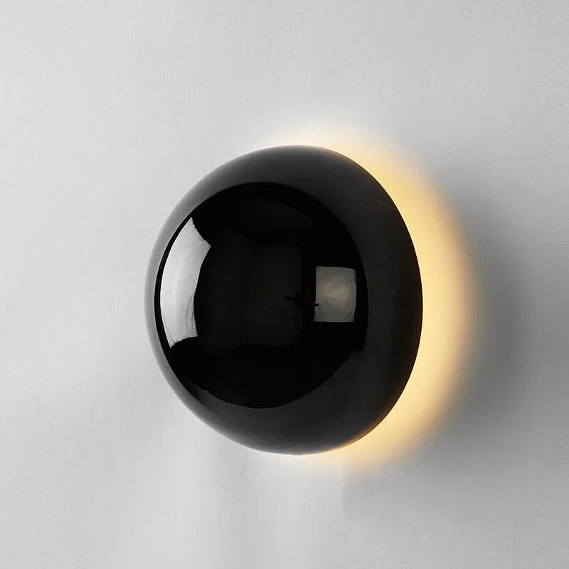 AuroraLume – Nordic Wall Lamp in Aluminium and Acrylic