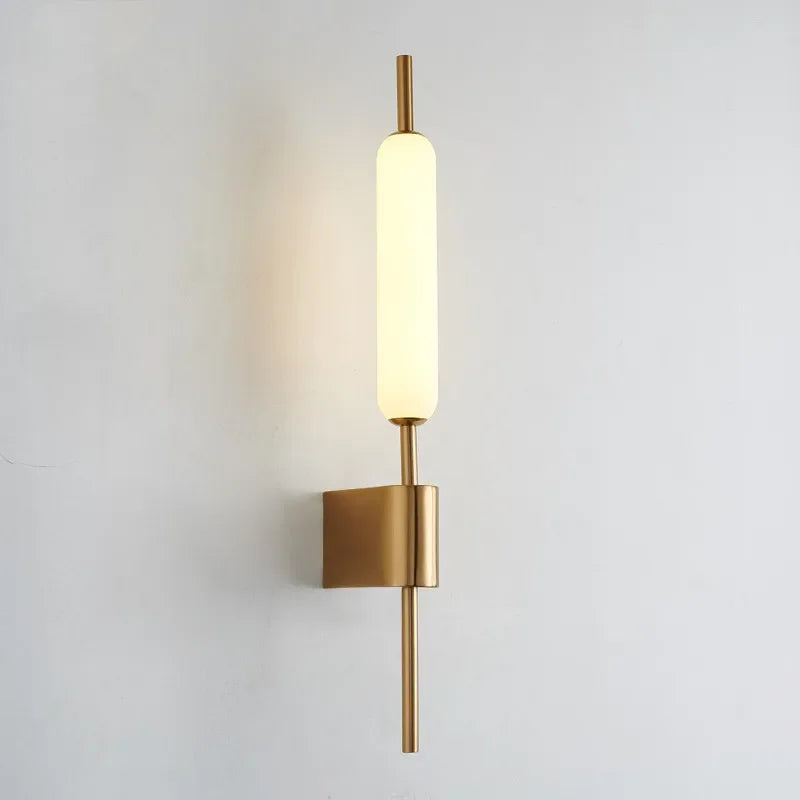 AuraGold – Elegant Gold Wall Lamp for LED Illumination