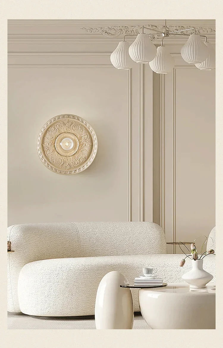 LuxeBeam – Classic Retro Wall Lamp for Exclusive Rooms