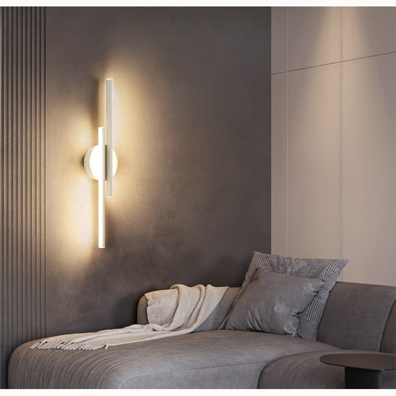 RayLuxe – Lámpara de Pared Estilosa para Iluminación Elegante y Limpia