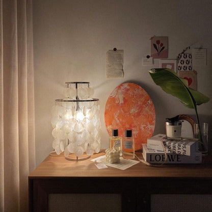 ShellLuxe - Table Lamp with Graceful Seashell Form and Comfortable Glow