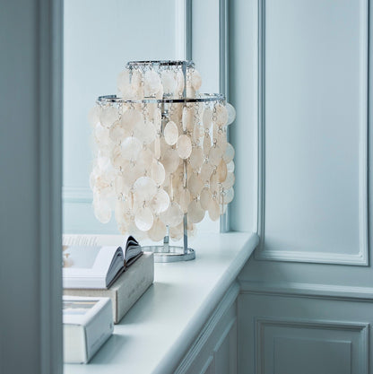 ShellLuxe - Table Lamp with Graceful Seashell Form and Comfortable Glow