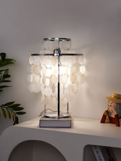 ShellLuxe - Table Lamp with Graceful Seashell Form and Comfortable Glow