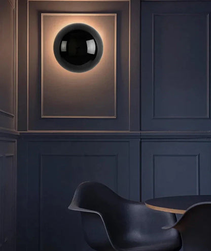 AuroraLume – Nordic Wall Lamp in Aluminium and Acrylic