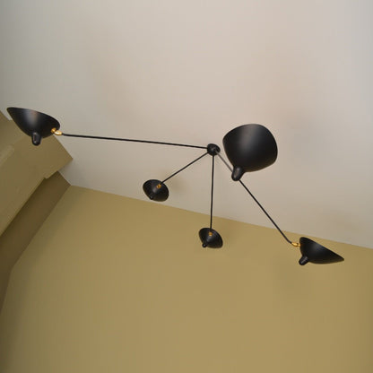 LuxeAura - Loftlampe med serge-inspireret design og raffineret lys