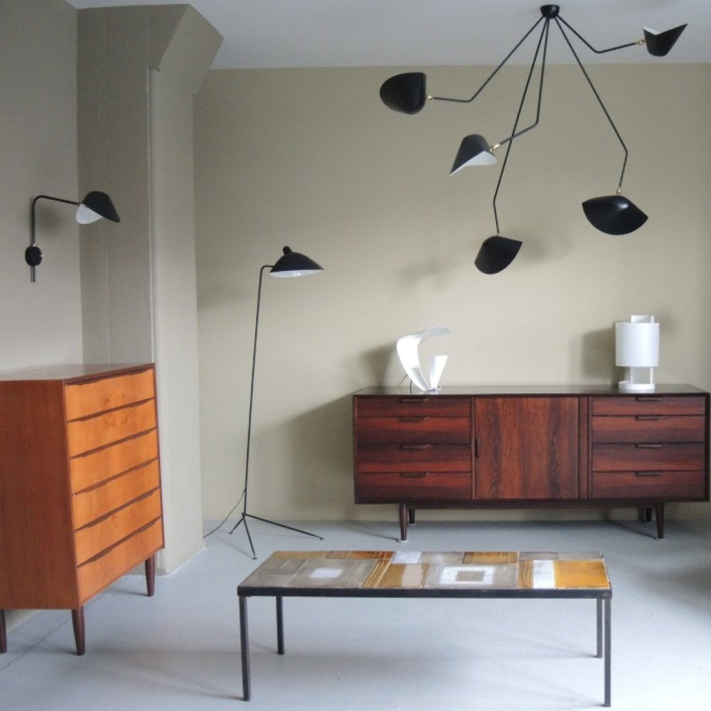 LuxeAura - Loftlampe med serge-inspireret design og raffineret lys