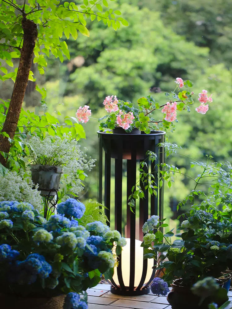 PrimeGlow - Solar Outdoor Lamp