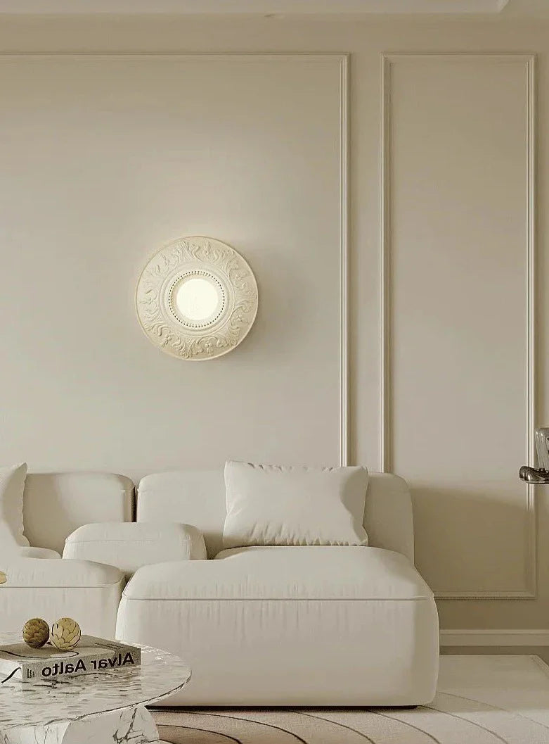 ParisAura – Vintage White Round Lamp for Sophisticated Rooms