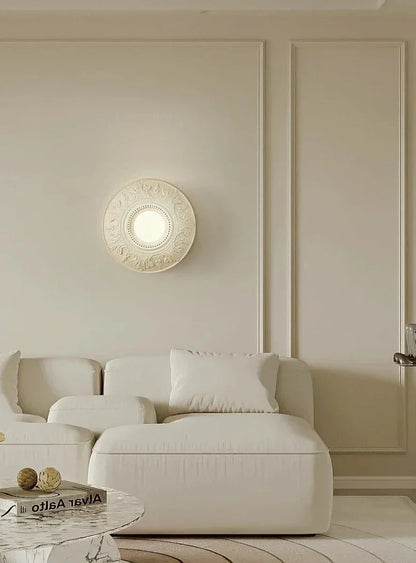 ParisAura – Vintage White Round Lamp for Sophisticated Rooms