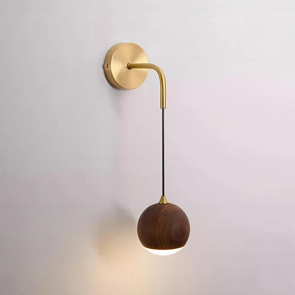 WalnutBeam – Sleek Walnut Wall Lamp for Warm Lighting