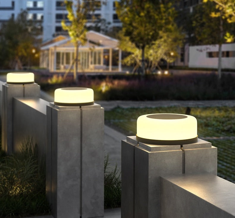 SunGlow – Lámpara de pared solar moderna con sensor inteligente