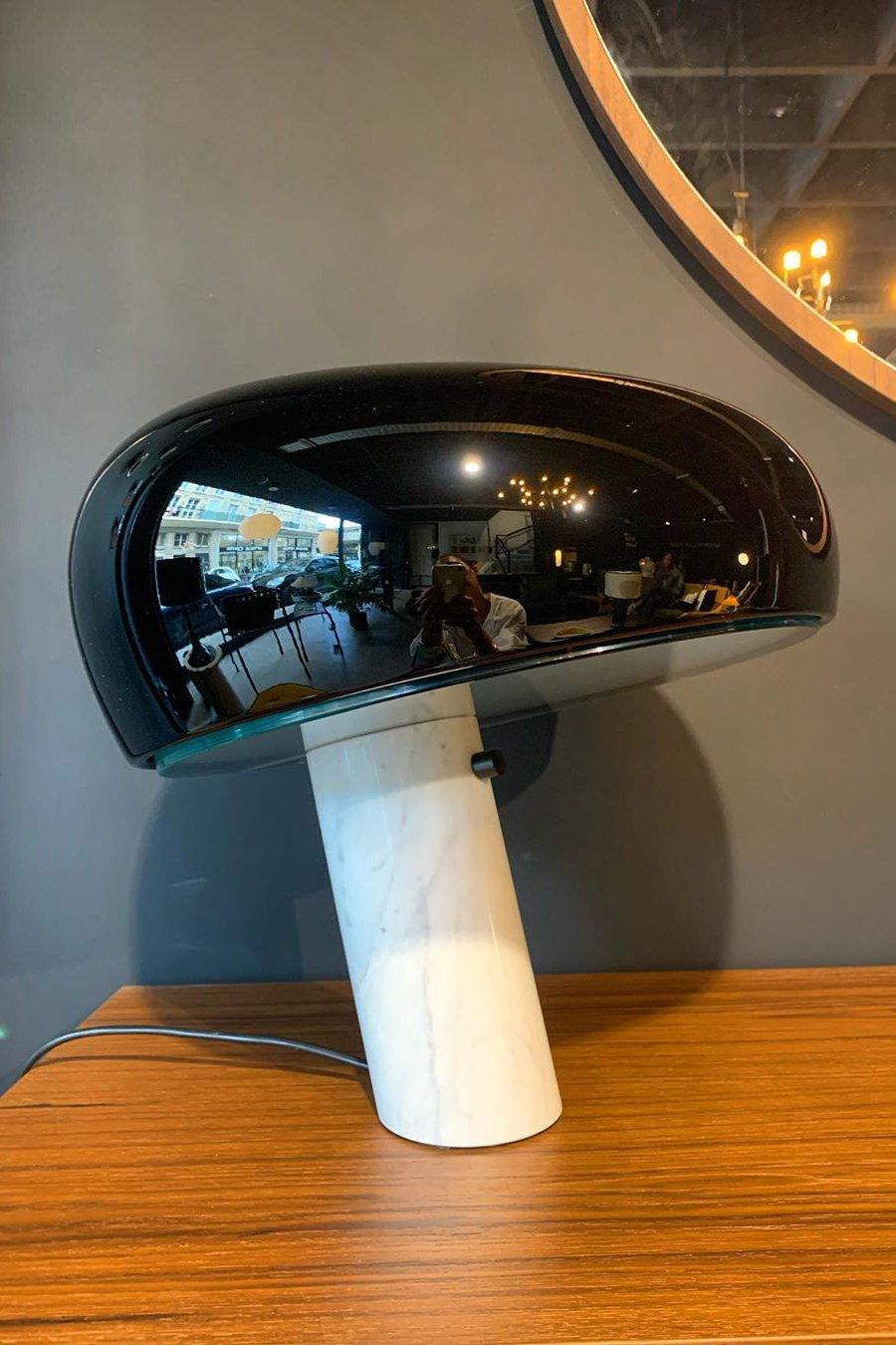 MarbleVista - Lámpara de Mesa Decorativa Estilosa