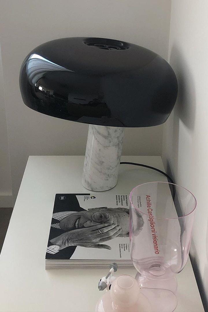 MarbleVista - Lámpara de Mesa Decorativa Estilosa