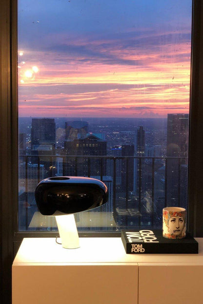 MarbleVista - Lámpara de Mesa Decorativa Estilosa