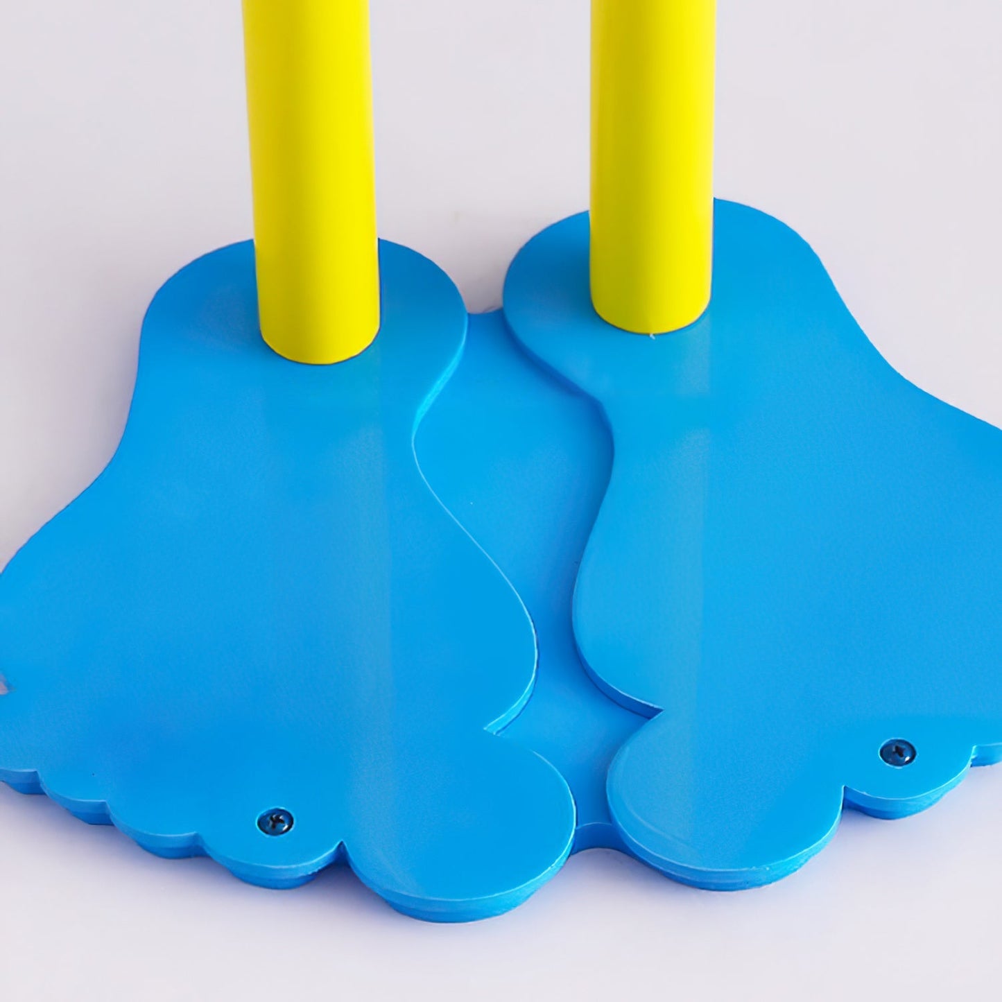 SpiralLume - Lámpara de Mesa Elegante con Diseño Enroscado y Brillo Cálido