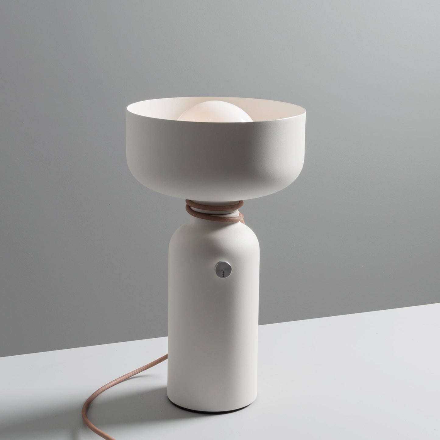 BrillianceGlow - Iluminación Completa