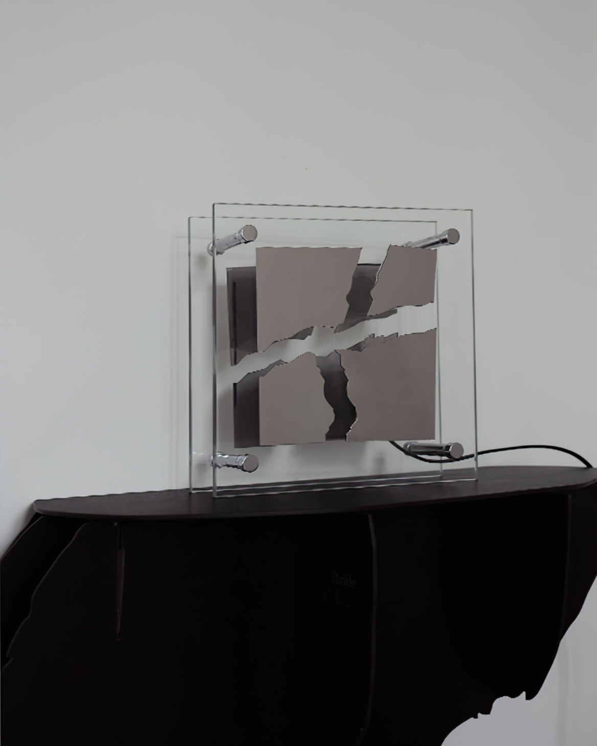 RadiantCube – Artistic Square Glass Table Lamp