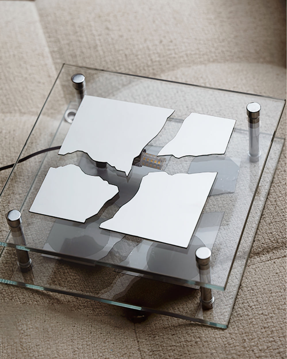 RadiantCube – Artistic Square Glass Table Lamp