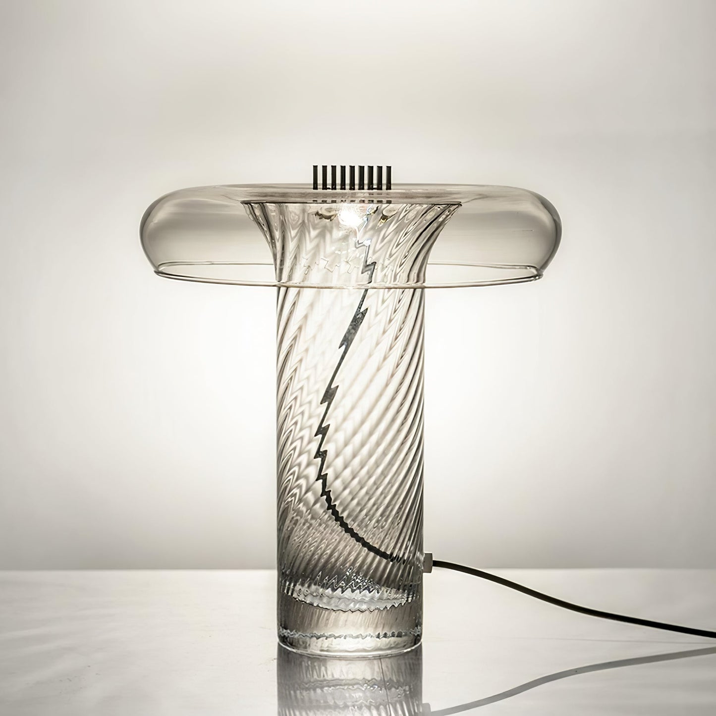 LuxeStars - Table Lamp with Starry Design and Cozy Illumination