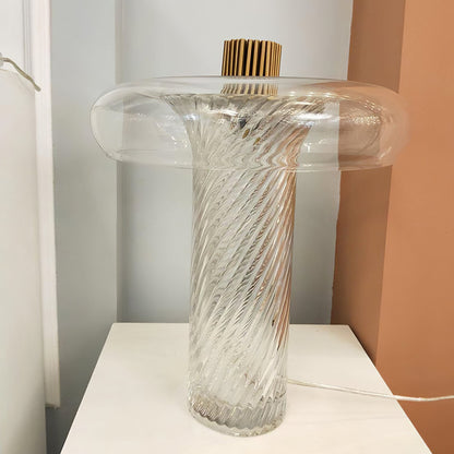 LuxeStars - Table Lamp with Starry Design and Cozy Illumination