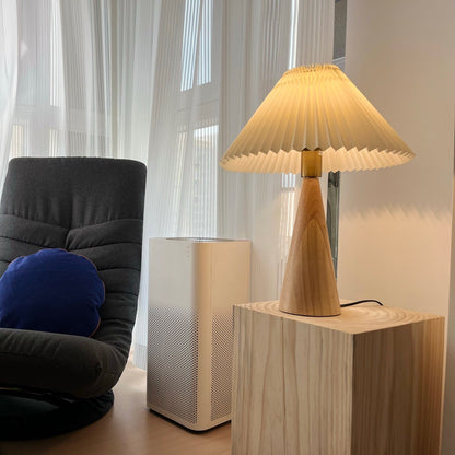 AntiqueRadiance – Elegante Lampada da Tavolo in Legno e Metallo