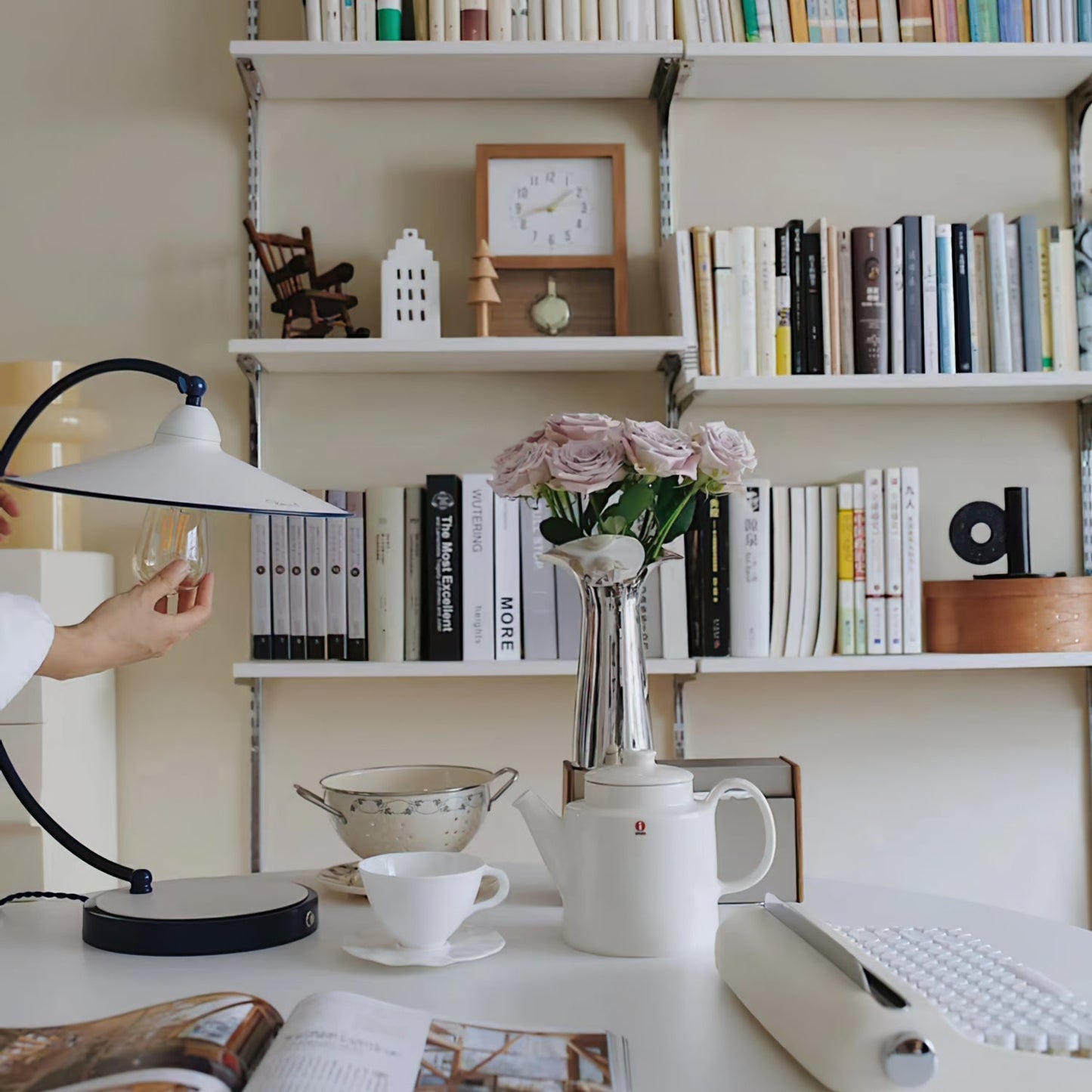 SwanLuxe - Desk Light