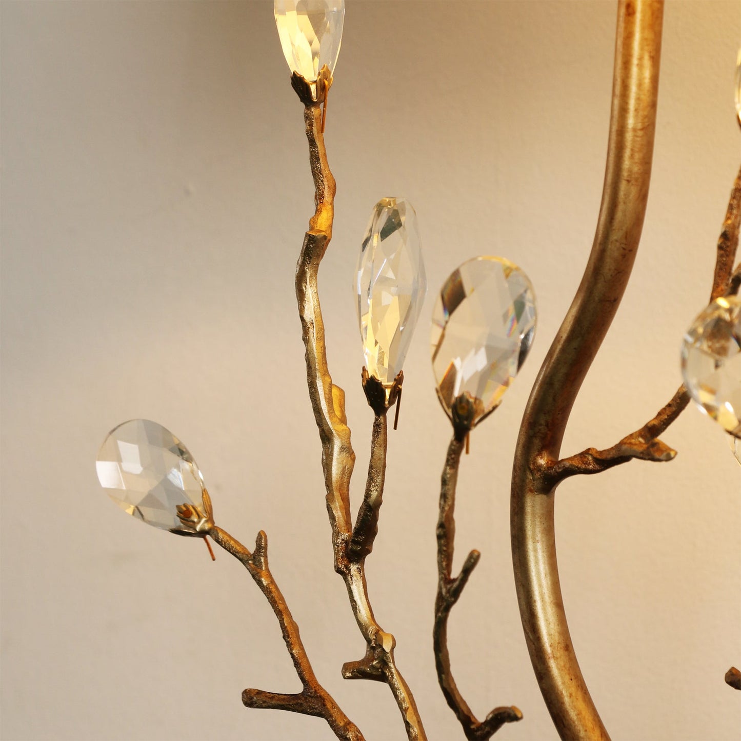 GoldenAura - Messinglampe