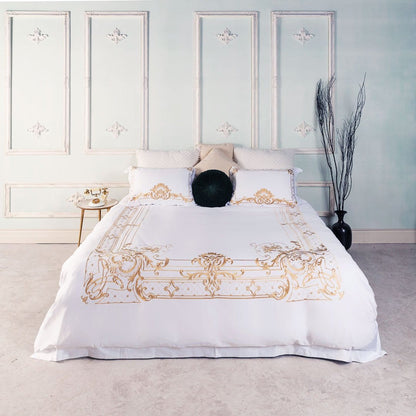GoldenWood - Elegant White and Gold Bedding