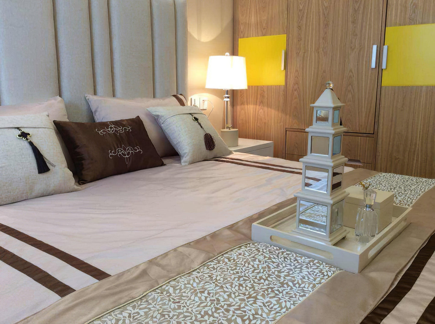 ConeLume - Modern Lamp with Tapered Shape and Subtle Lighting