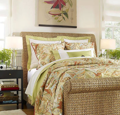 ConeLume - Modern Lamp with Tapered Shape and Subtle Lighting