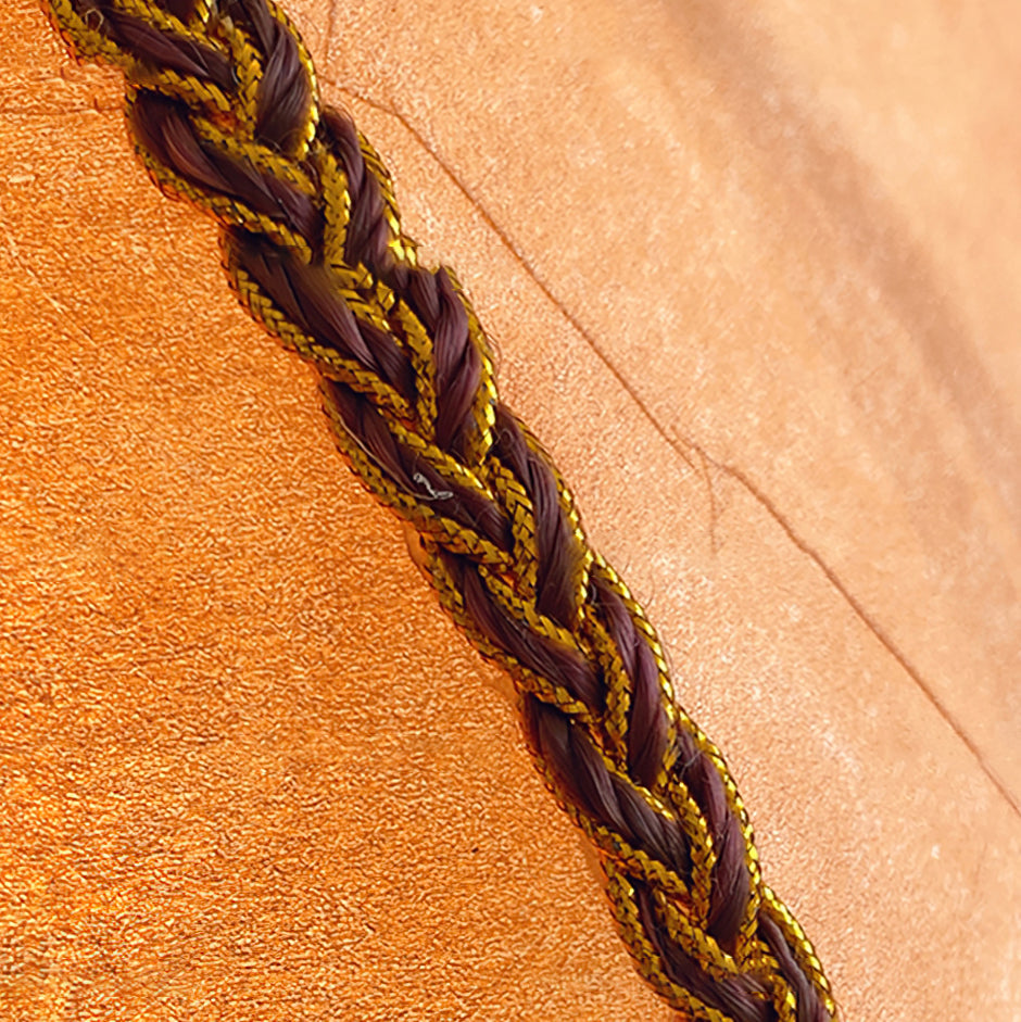 BeadFringe - Stilfuld Bordlampe med Frynser og Fine Perler