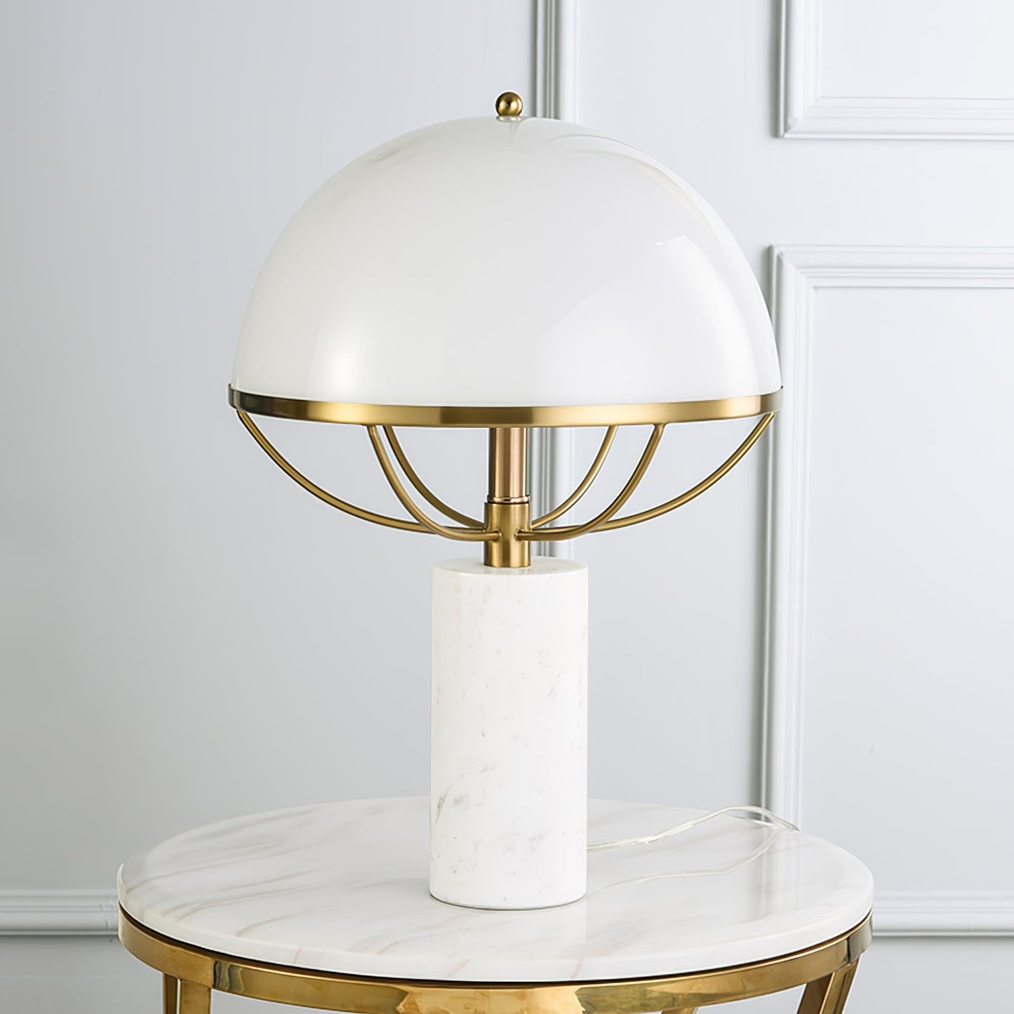 LuxeGlow – Glass Lamp with Golden Finish and Marble Stand