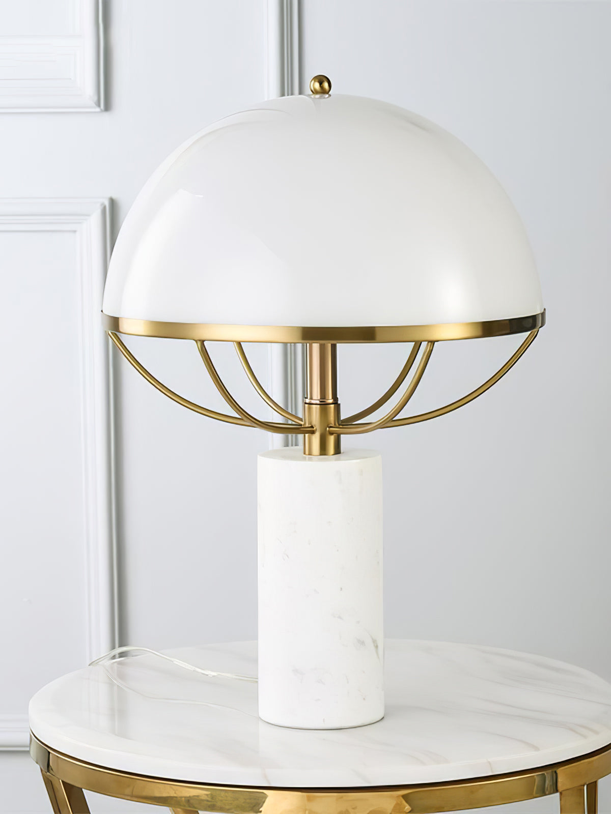 LuxeGlow – Glass Lamp with Golden Finish and Marble Stand