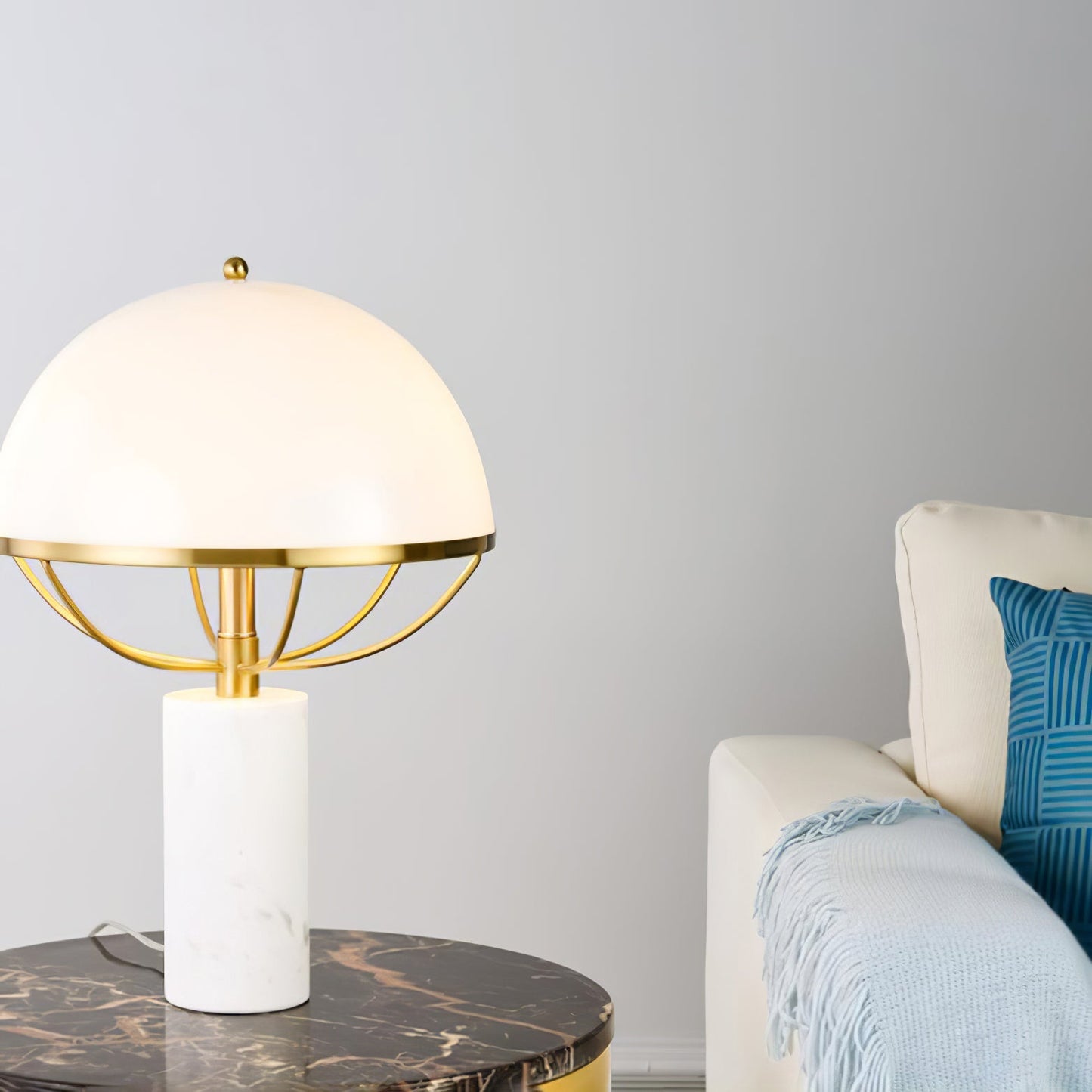 LuxeGlow – Glass Lamp with Golden Finish and Marble Stand