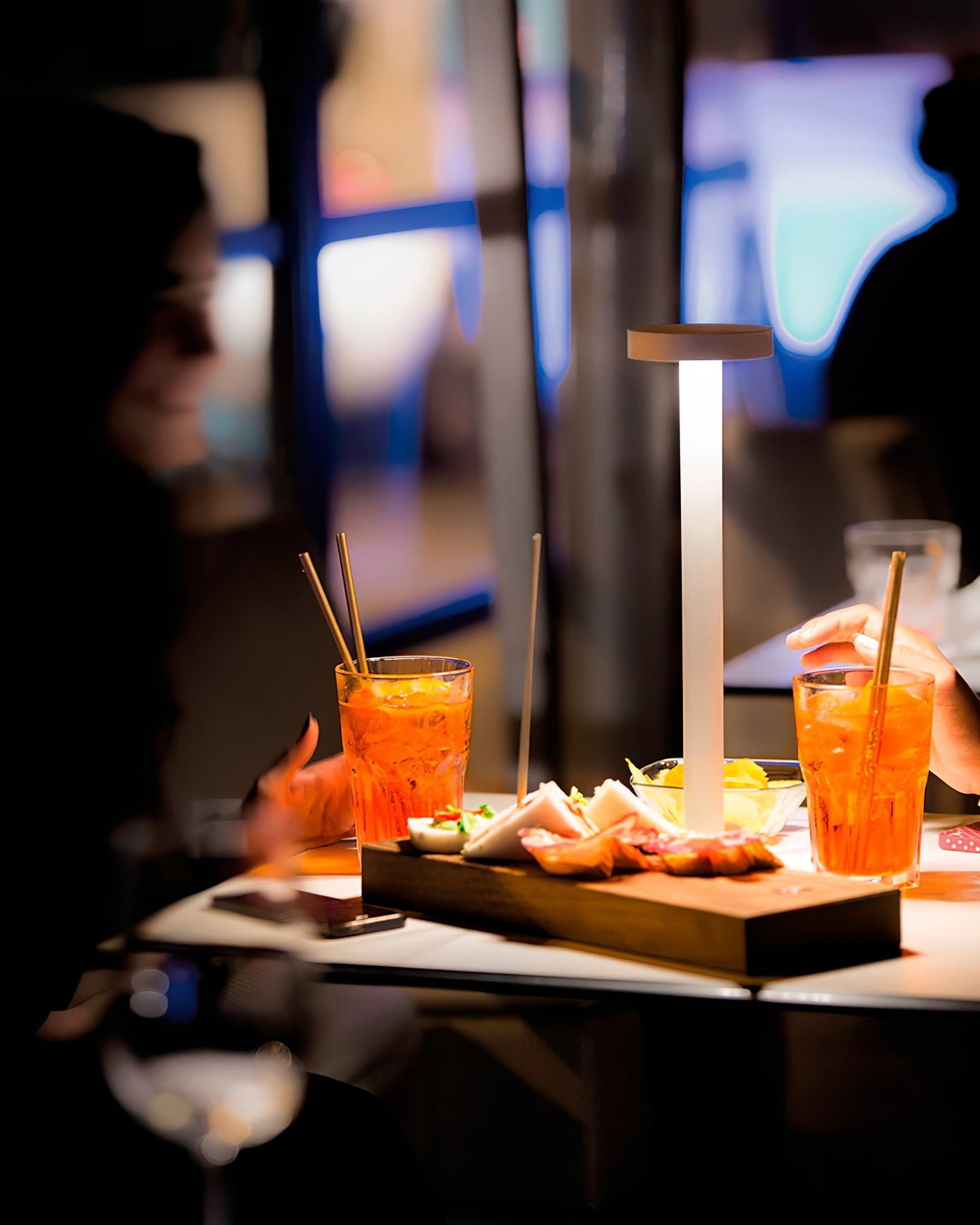 LumoMag - Draagbare Tafel Lamp met Magnetische Basis